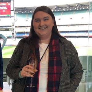 Meet your Posher, Victoria